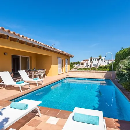 Laura By 3villas Cala en Forcat